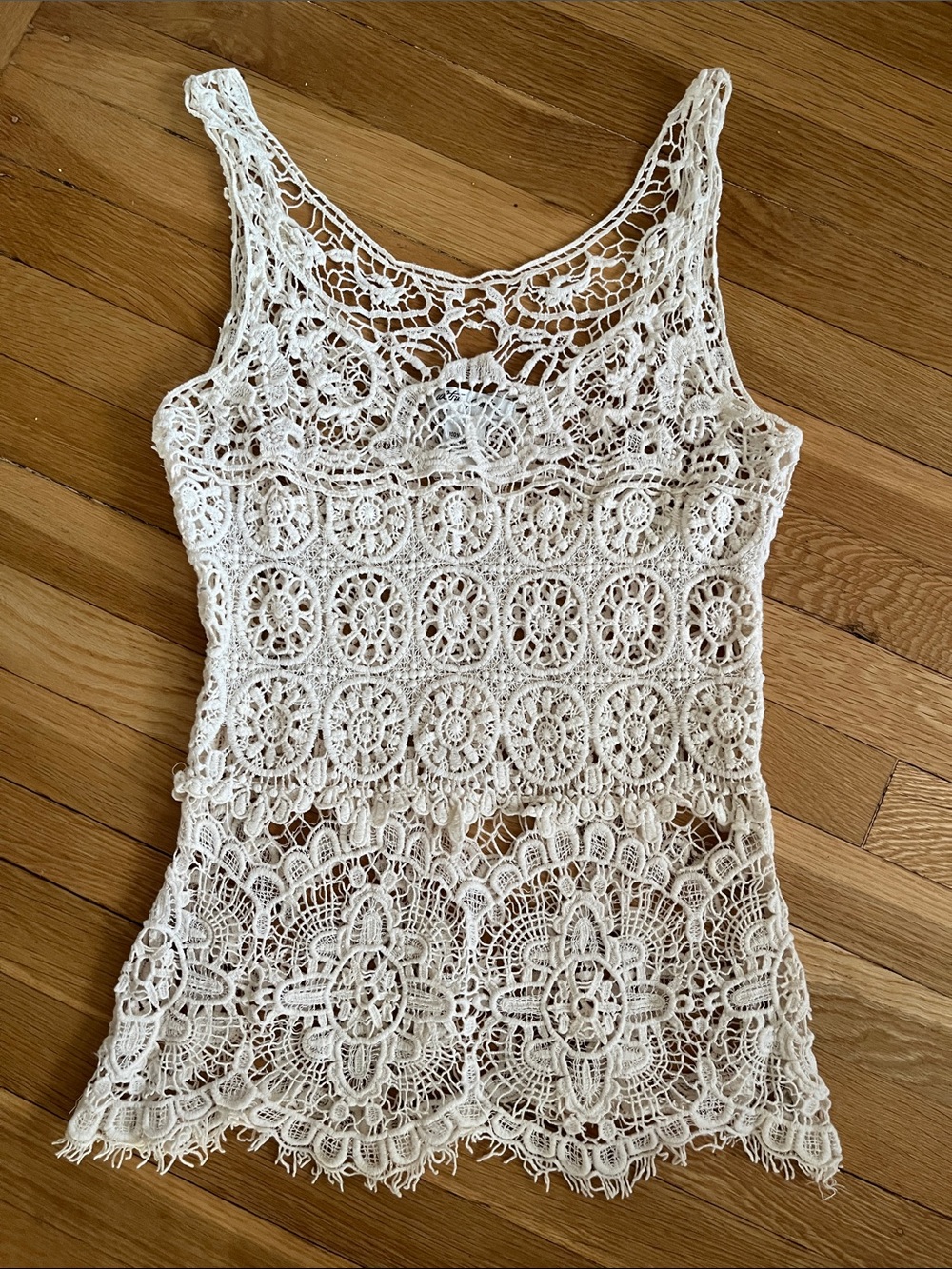 Ultra Pink Lace Crochet Tank Top in Cream